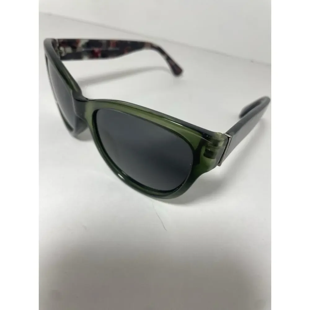 Sun Trends Polarized by I-realistic Sunglasses Women's Color: Forest
